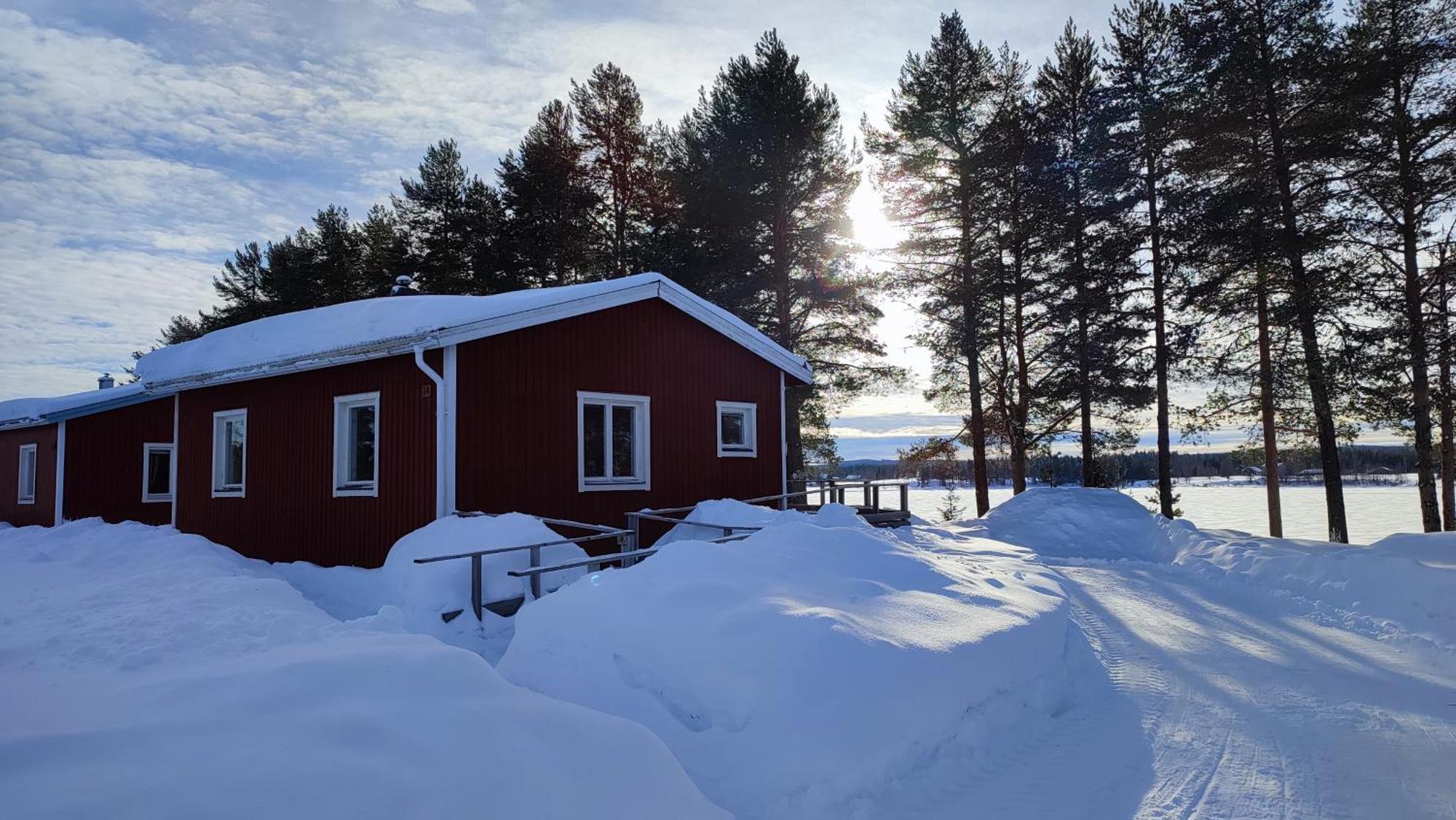 Fritidshus - Cottage - Holiday House - Soluppgang Blattniksele Luaran gambar